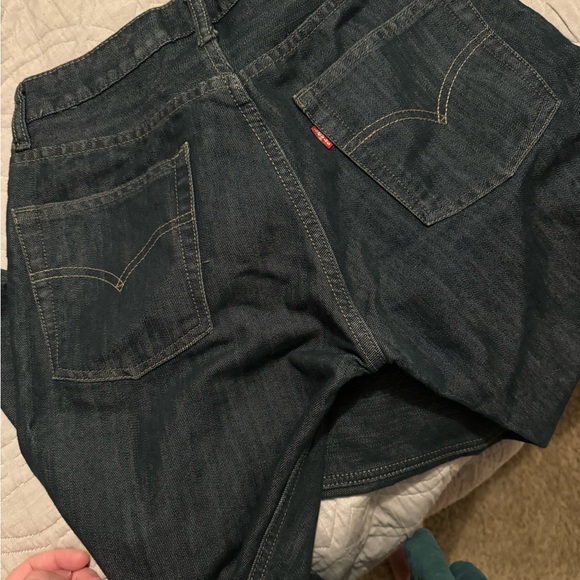 Kid’s Levis Dark Washed Size 18 Reg - Picture 4 of 4